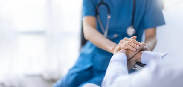 Acompanhamento de idosos com alzheimer